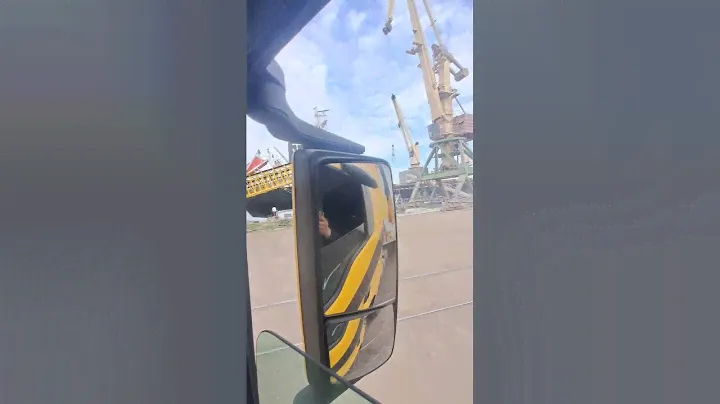 ЗАГРУЗКА КОРАБЛЯ ЗЕРНОМ🫡🇺🇦#порт#ренні#зерно#зерновоз