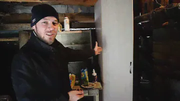 КУПИЛИ ДОМ В ДЕРЕВНЕ. Зернохранилище своими руками! Ларь на 800+ кг